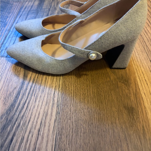 Bandolino Light Grey Suede Mary Jane Heel with Pearl Button - Picture 3 of 6